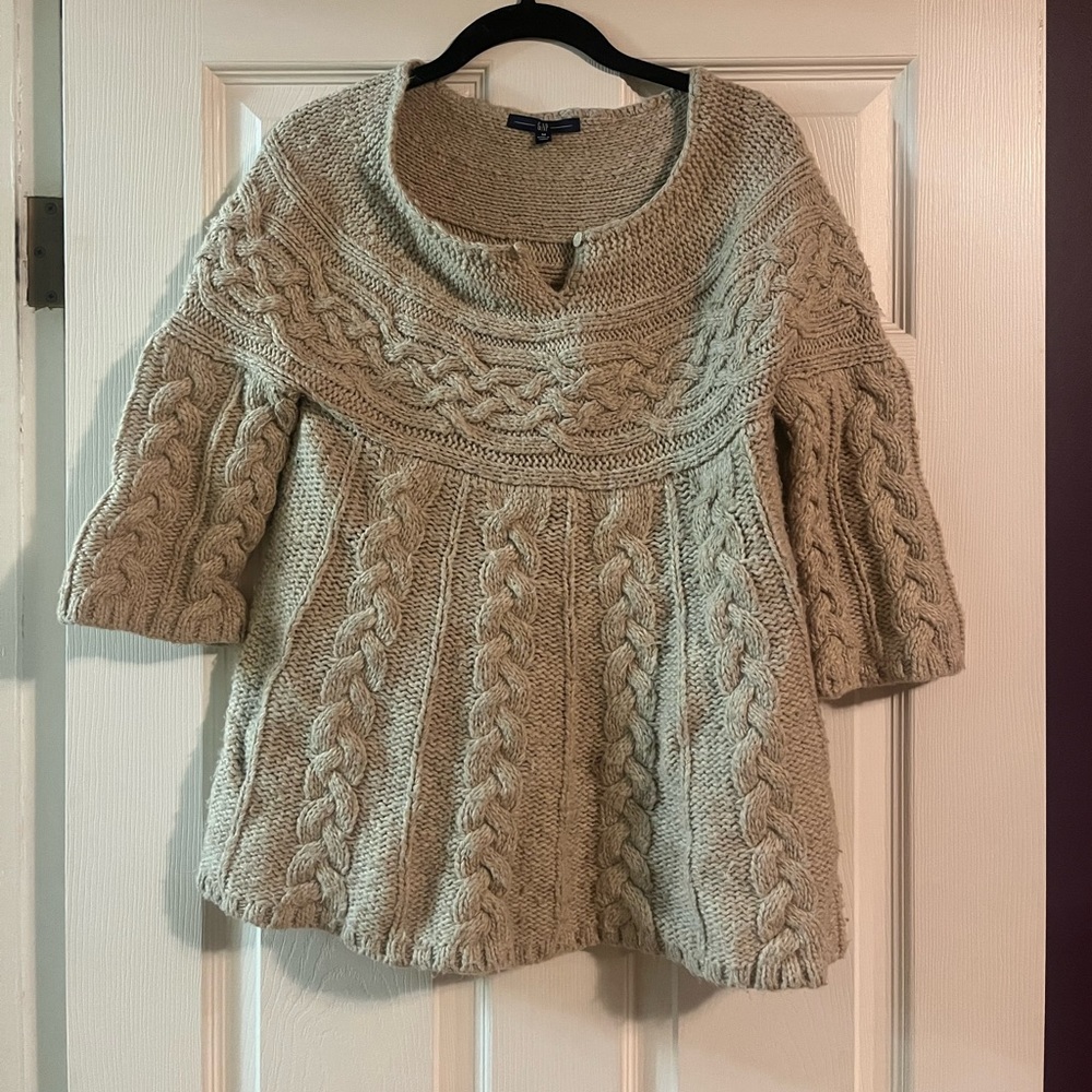 Gap cable knit sweater